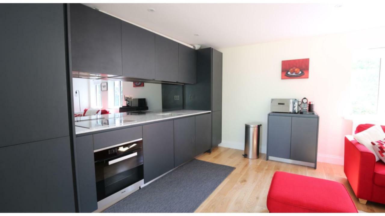 ★ Luxury Oxford Apartment ★ Sleeps 4, Free Parking Екстериор снимка